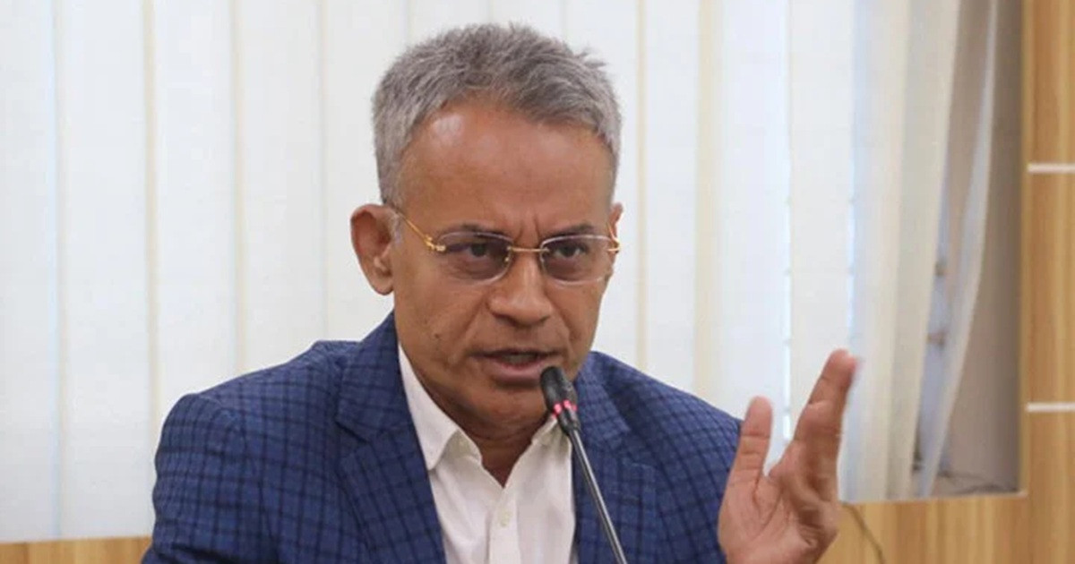 মেট্রো স্টেশনের নিচে পশুর হাট, উত্তর সিটি করপোরেশনকে দুষলেন সড়কমন্ত্রী