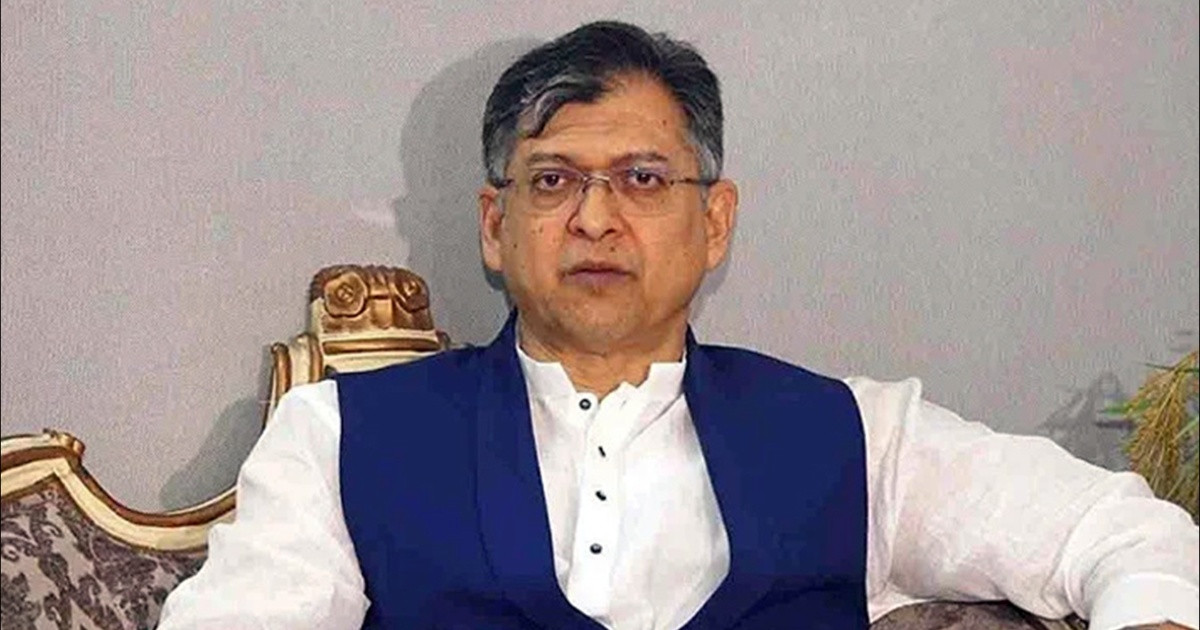 ঈদে বিত্তশালী ও সামর্থ্যবানদের প্রতি স্বরাষ্ট্রমন্ত্রীর