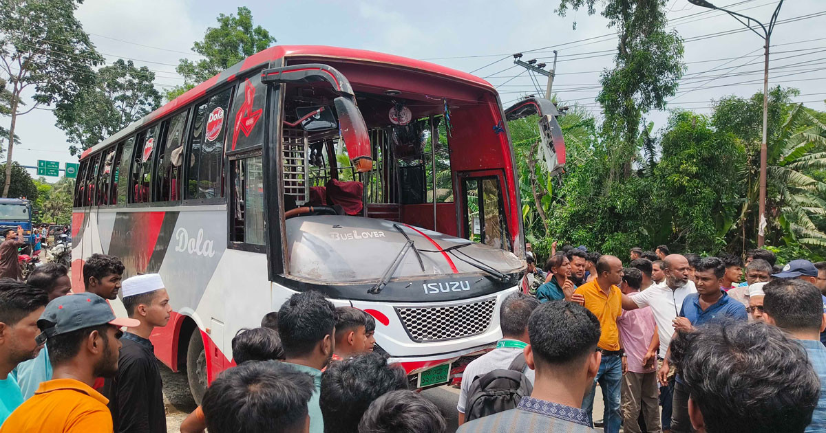 ঈদের দিন গোপালগঞ্জের সড়ক কেড়ে নিল ৫ প্রাণ