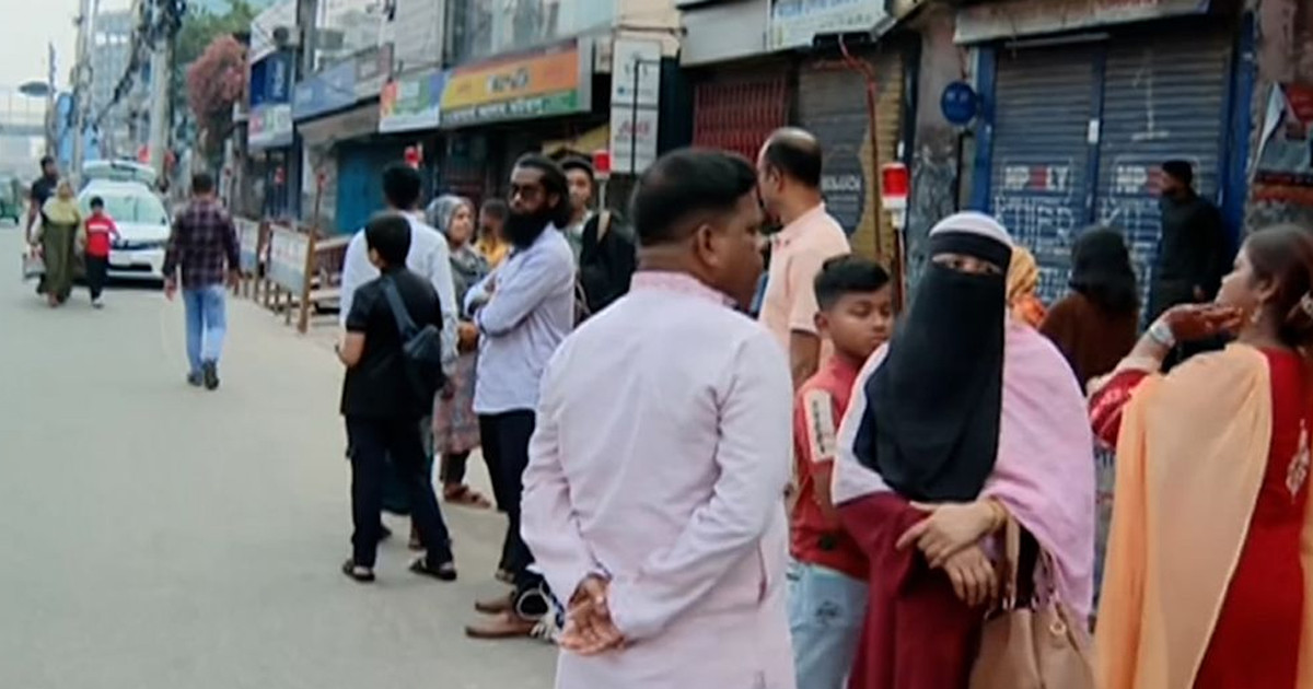 ঈদের দ্বিতীয় দিনেও ঢাকা ছাড়ছেন অনেকে