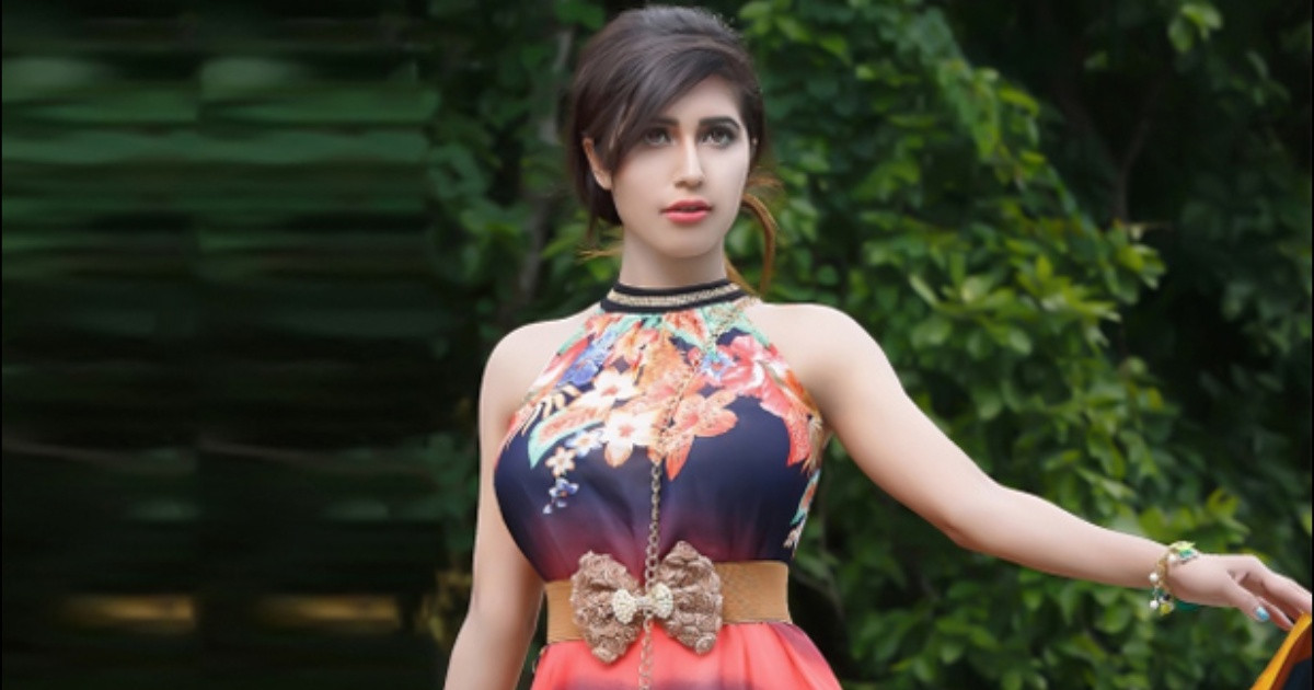 রাস্তায় হেনস্তার শিকার নায়লা নাঈম