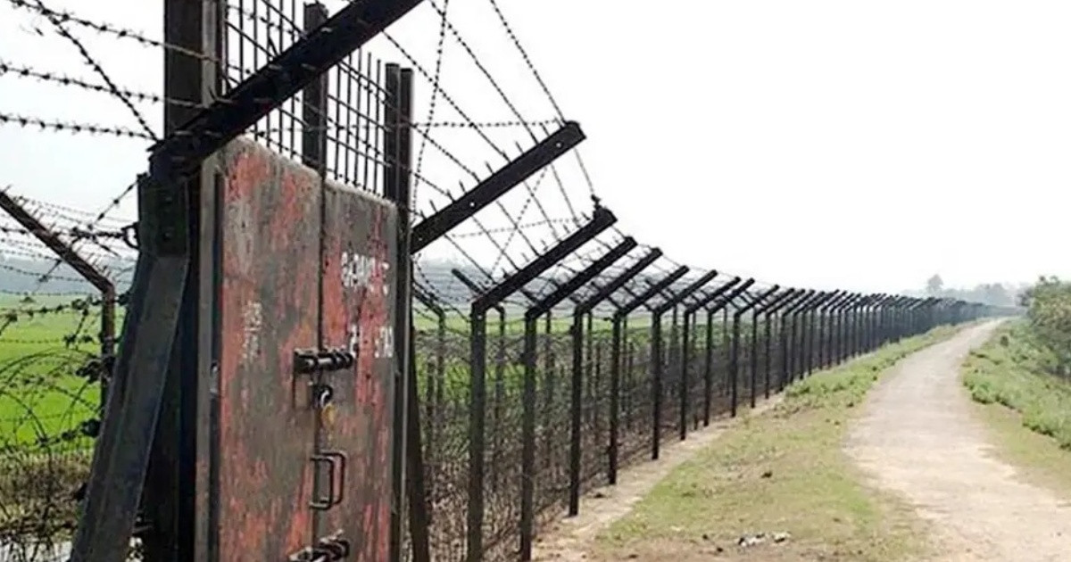 সাতক্ষীরা সীমান্তে বিএসএফের গুলিতে দুই বাংলাদেশি আহত