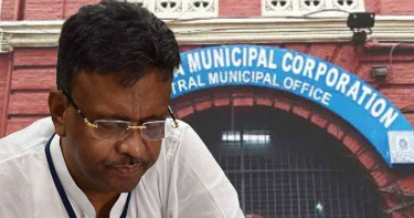 কলকাতার মেয়র পদ থেকে পদত্যাগ করলেন ফিরহাদ হাকিম
