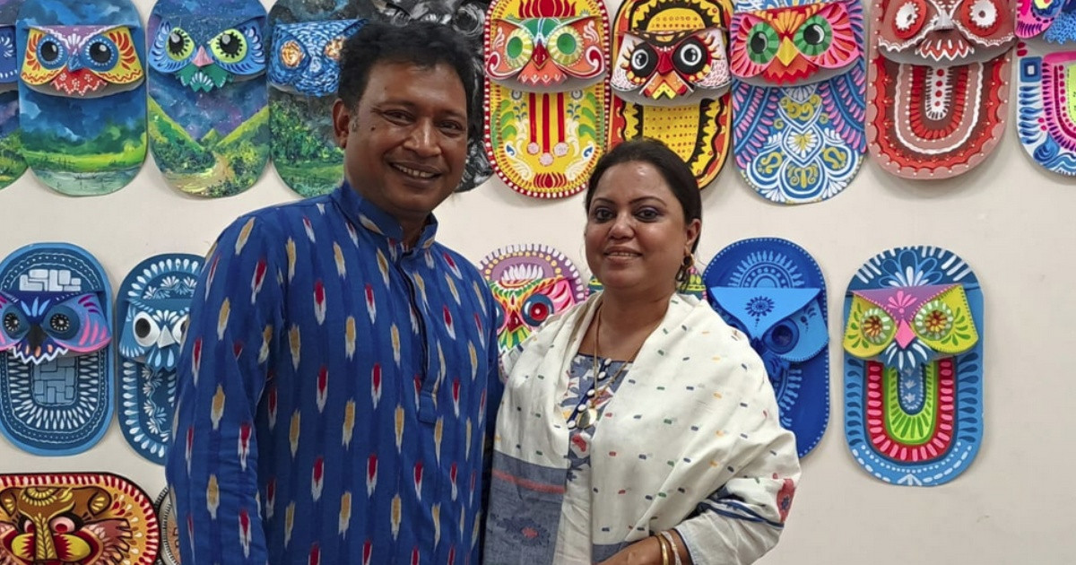 দেনায় ডুবেও থেমে নেই প্রাণ রায়, উন্নত চিকিৎসায় ভারতে নিচ্ছেন স্ত্রীকে