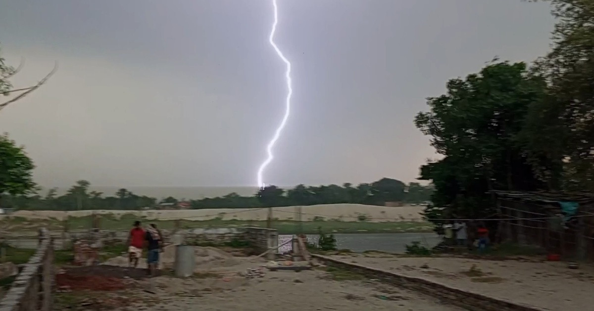 দিনাজপুরে বজ্রপাতে নারীর মৃত্যু