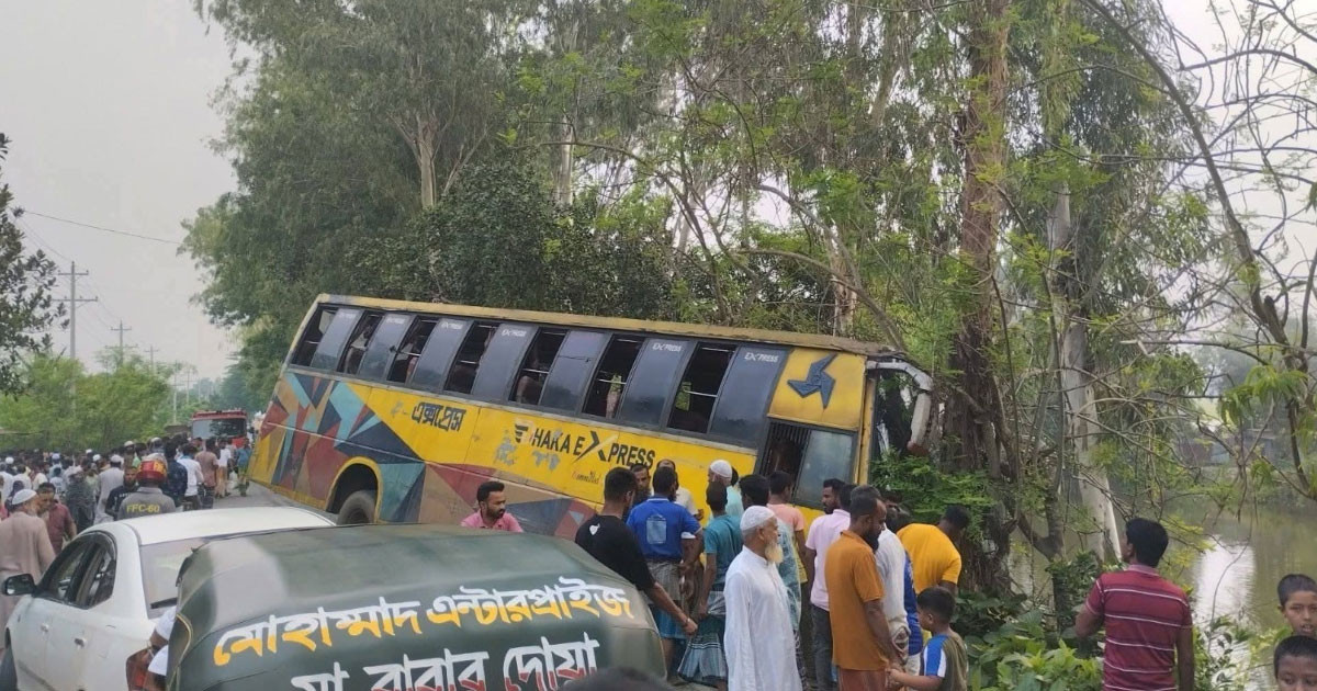সিরাজগঞ্জে বাসচাপায় স্বামী-স্ত্রীসহ নিহত ৩, আহত ১