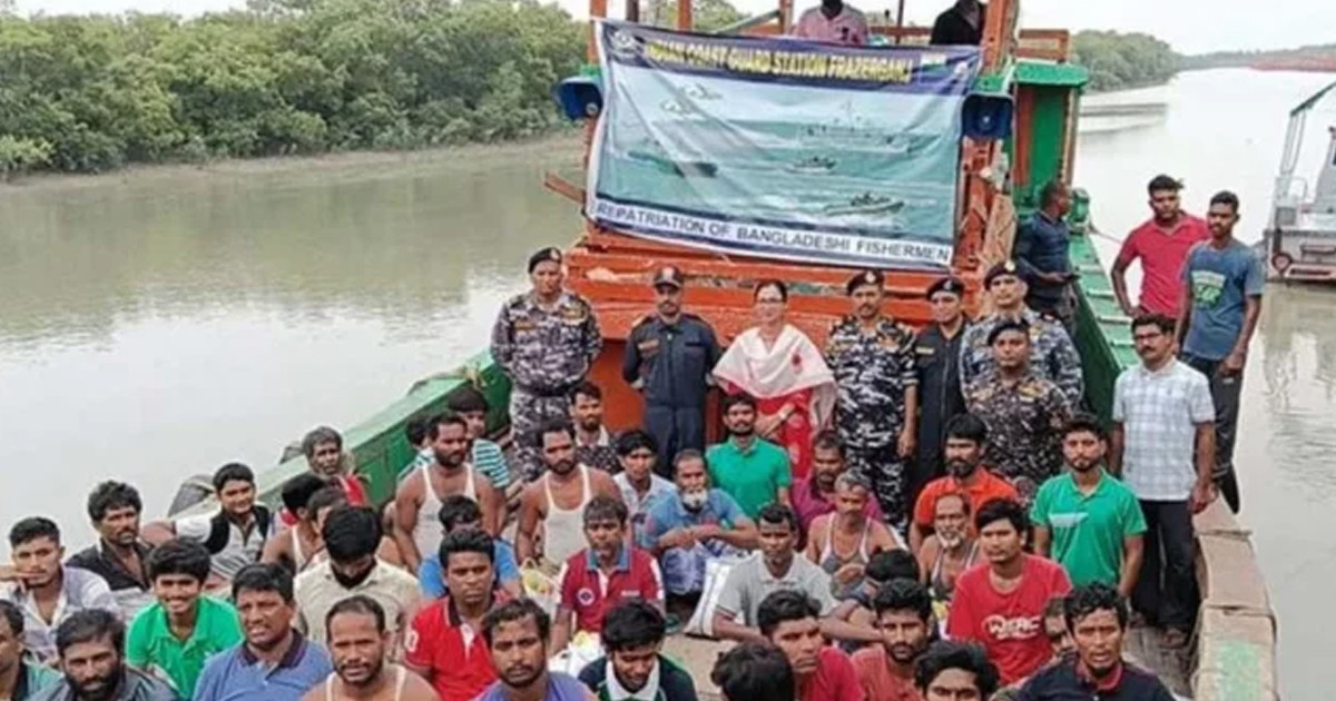 দেশে ফিরলেন ভারতে আটক ৯১ বাংলাদেশি জেলে