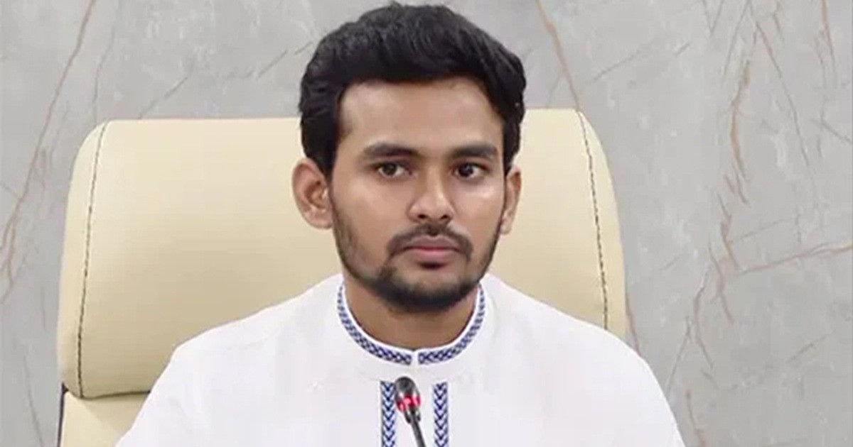 সরকারি টাকায় ভোটের প্রচারণা চালাচ্ছেন ঢাকার দুই সিটি প্রশাসক: আসিফ মাহমুদ