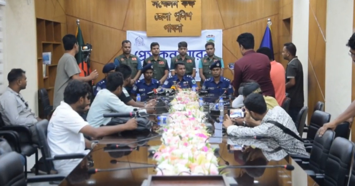 পাবনায় চাঞ্চল্যকর হোসেন আলী হত্যা মামলায় গ্রেপ্তার ৩