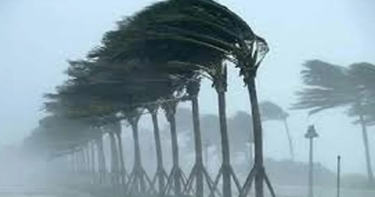 ৭ জেলায় দুপুরের মধ্যে ঝড়ের শঙ্কা