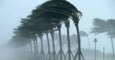 ৭ জেলায় দুপুরের মধ্যে ঝড়ের শঙ্কা
