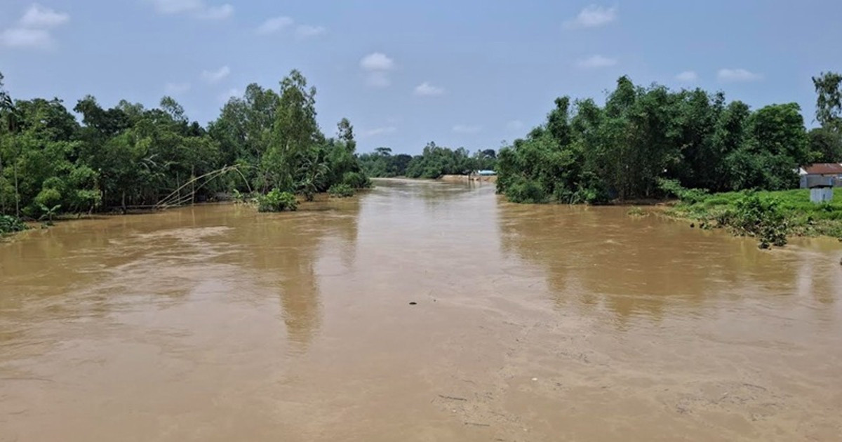 শেরপুরের বিপৎসীমার ওপরে তিন নদীর পানি