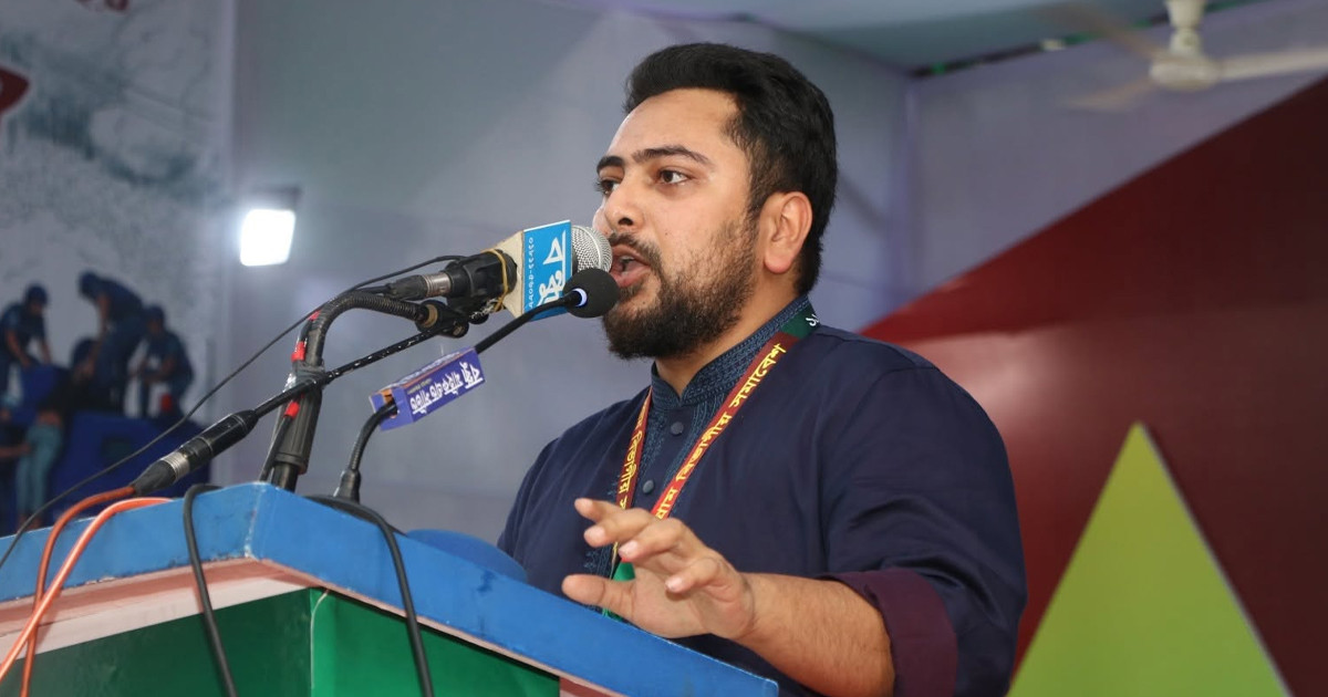‘সরকার স্বৈরতন্ত্রের পথে হাঁটলে জনগণকে গণ-অভ্যুত্থানের পথে হাঁটতে হবে’