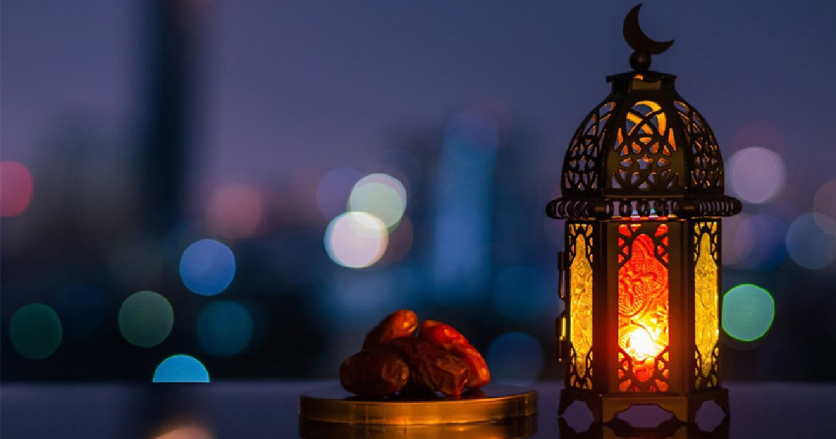 বাহ্যিক সাজসজ্জা মানুষের মর্যাদার মানদণ্ড নয়