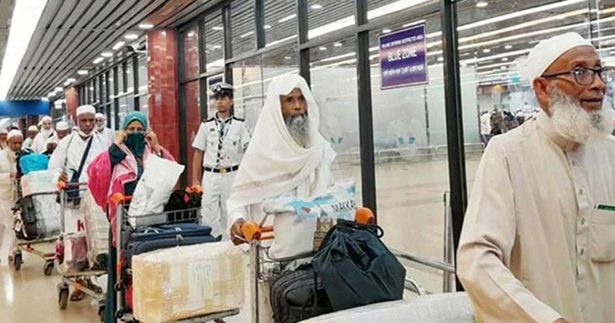 হজ শেষে দেশে ফিরলেন ৫৫ হাজার ১৩৩ হাজি, মারা গেছেন ৫১