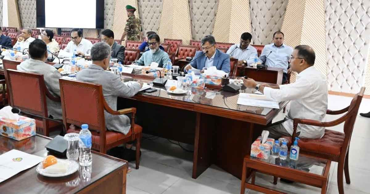 ট্রাফিক ব্যবস্থাপনা আধুনিকায়ন নিয়ে সভা করলেন প্রধানমন্ত্রী