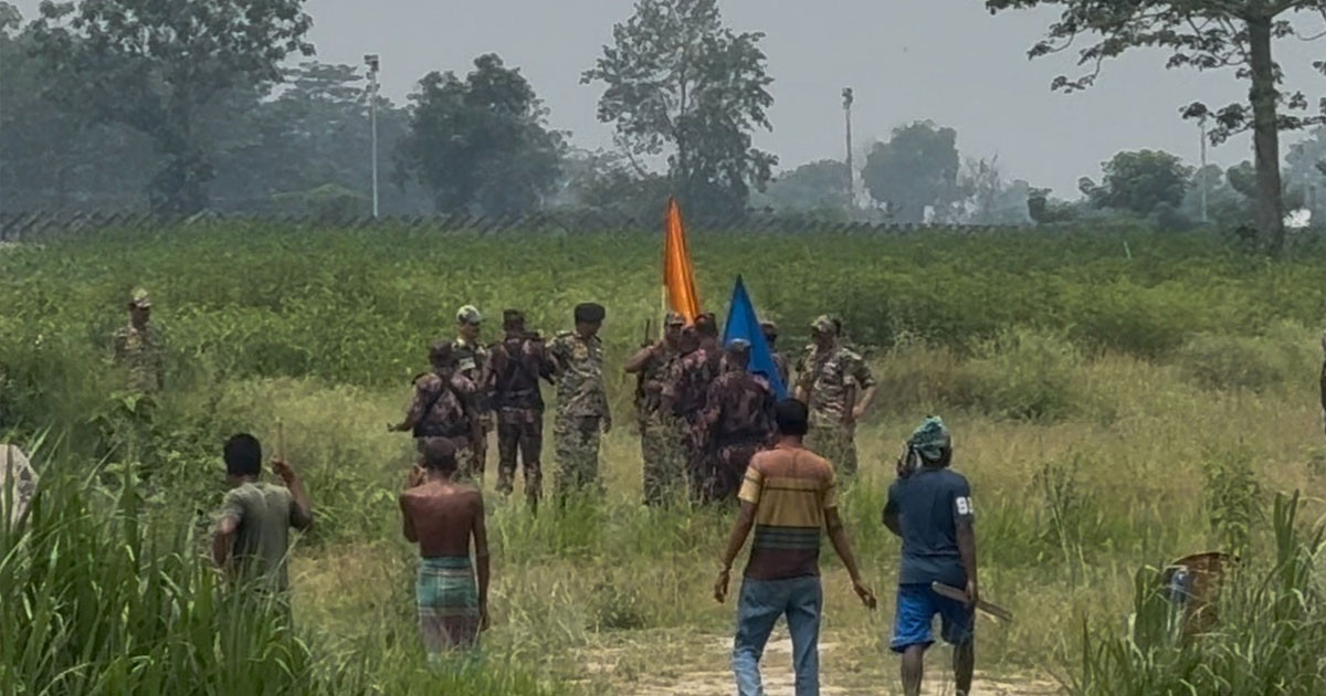 শূন্যরেখা থেকে ১২ জনকে সরিয়ে নিল বিএসএফ