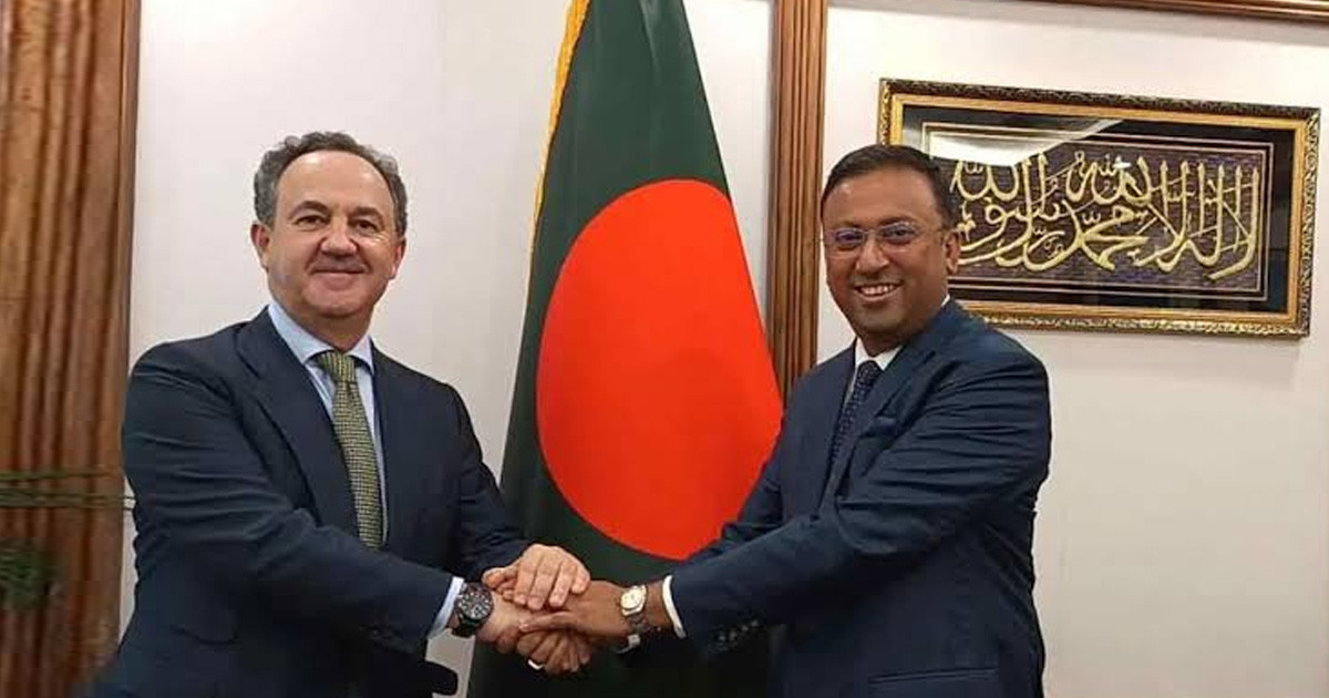 পররাষ্ট্র উপদেষ্টার সঙ্গে স্পেনের রাষ্ট্রদূতের সৌজন্য সাক্ষাৎ