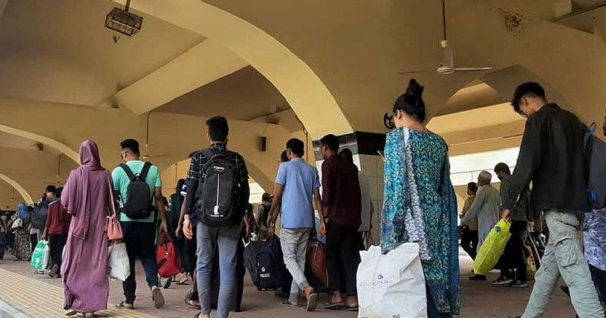 টানা ৪ দিনের ছুটি পেতে যাচ্ছেন সরকারি চাকরিজীবীরা