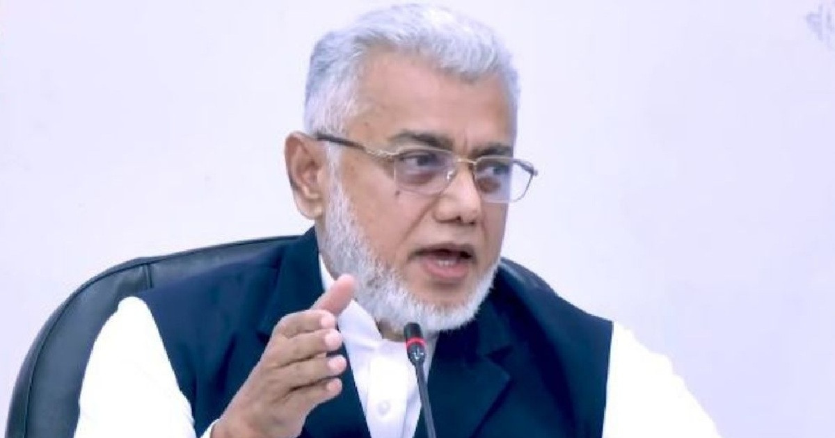 আত্মঘাতী সিদ্ধান্তে ধ্বংসের মুখে আবাসন খাত