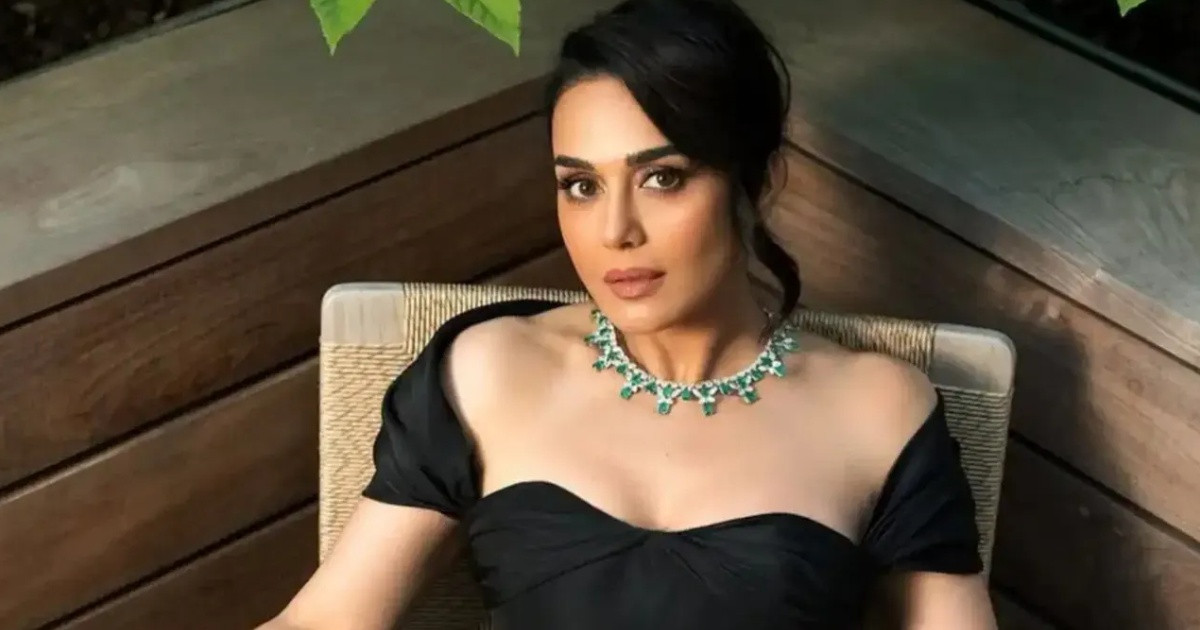 প্রীতি জিনতার আপত্তিকর ছবি ও ভিডিও ফাঁস!