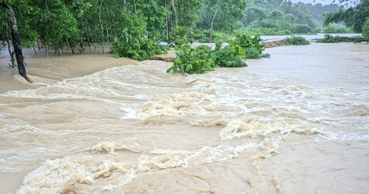 বন্যা পূর্বাভাস কেন্দ্রের সতর্কবার্তা