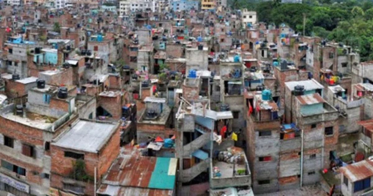 প্রকাশ্যে ডেকে বিক্রি হয় মাদক