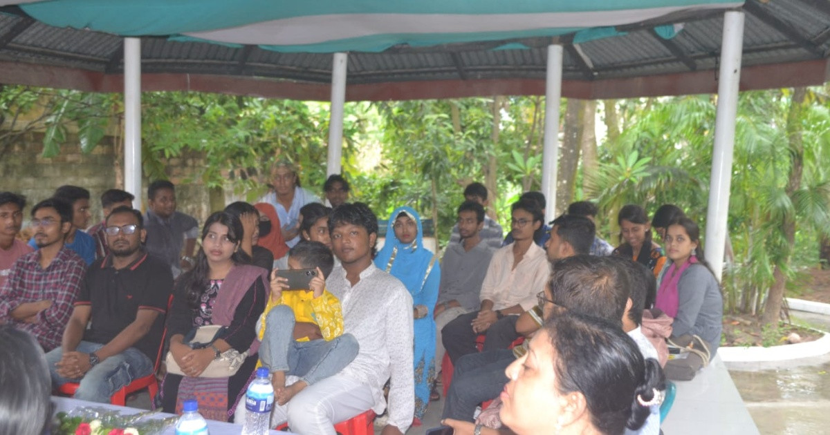 খুলনায় বসুন্ধরা শুভসংঘের আয়োজনে ডেঙ্গু প্রতিরোধে সচেতনতা
