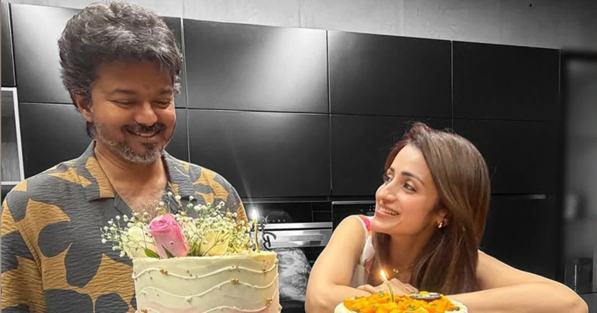 বিচ্ছেদ গুঞ্জন উড়িয়ে জন্মদিনে বিজয়কে রোমান্টিক শুভেচ্ছাবার্তা তৃষার