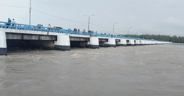 বিপদ সীমার উপরে তিস্তার পানি, কয়েক হাজার পরিবার পানিবন্দি
