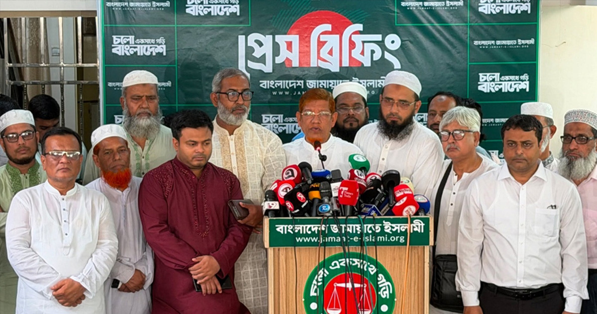 গণভোটের রায় বাস্তবায়নে ১১ দলের মাসব্যাপী কর্মসূচি ঘোষণা