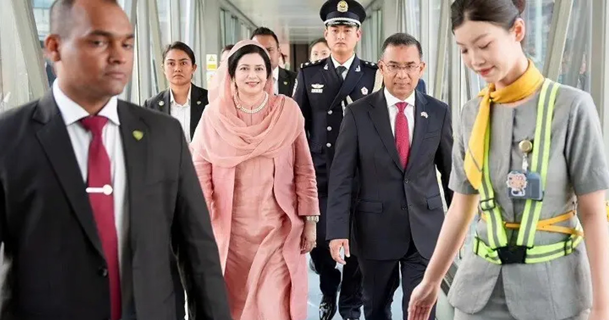 মালয়েশিয়া ও চীন সফর শেষে দেশে ফিরেছেন প্রধানমন্ত্রী