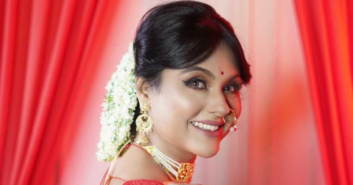কলকাতার রাস্তায় হেনস্তার শিকার অভিনেত্রী