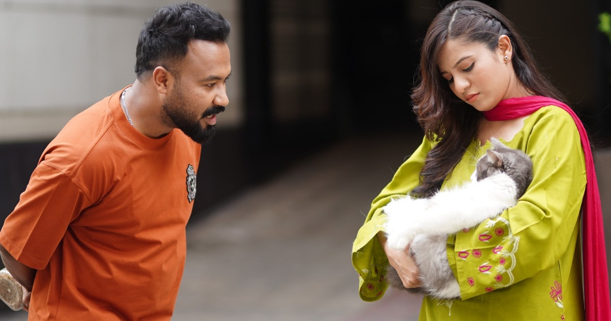 দর্শকের প্রশংসায় ভাসছেন পলাশের নতুন নায়িকা