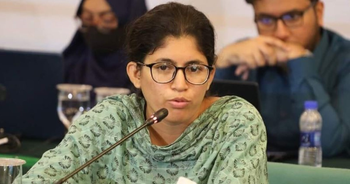 এক মাস পর জুলাইযোদ্ধা সার্টিফিকেট দেব, পার পিস ৫০ টাকা: উমামা ফাতেমা
