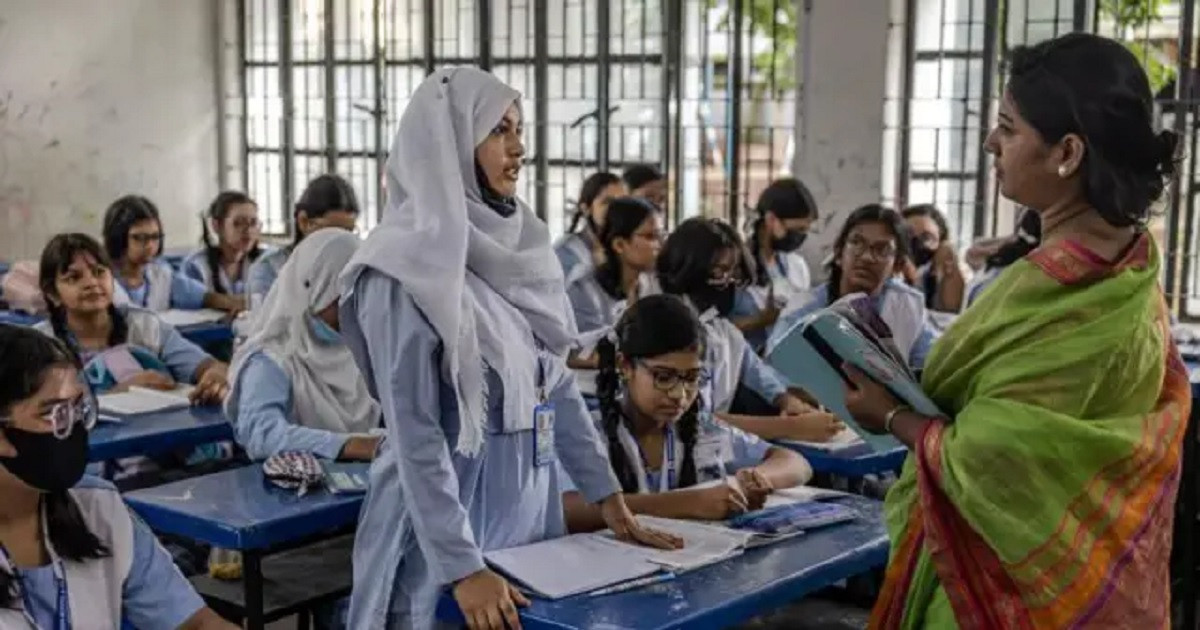 এমপিওভুক্ত ও সরকারি প্রাথমিক শিক্ষক নিয়োগ নিয়ে বড় সুখবর