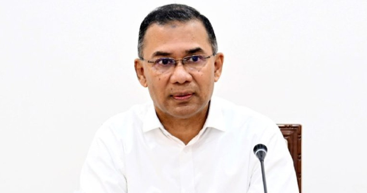 সরকারি ব্যানার-ফেস্টুন ও বিলবোর্ডে প্রধানমন্ত্রীর ছবি ব্যবহারে নিষিদ্ধ