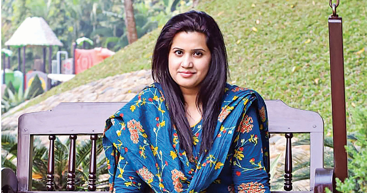 চাচার বিরুদ্ধে ন্যানসির অভিযোগ