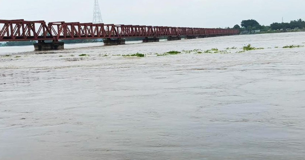 তিস্তার পানি বিপদসীমার ওপরে, উত্তরাঞ্চলে বন্যার শঙ্কা
