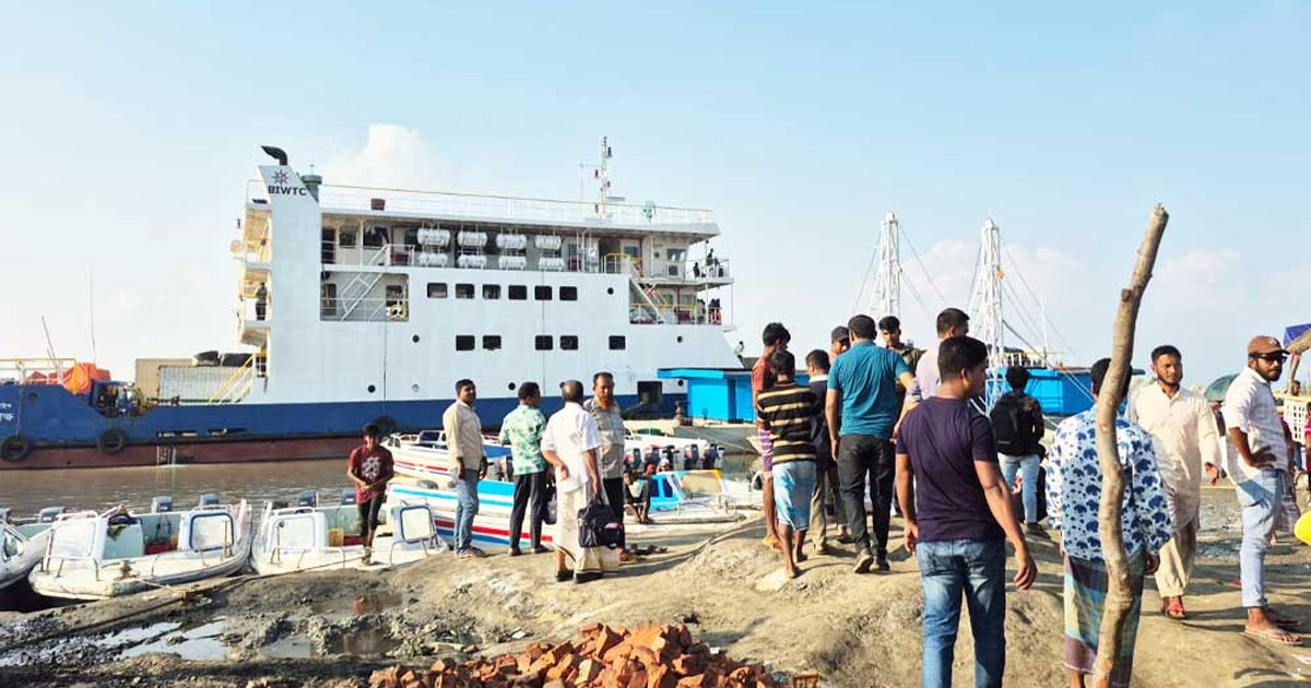 ৮ দিন পর স্বাভাবিক হলো সন্দ্বীপের সঙ্গে নৌ যোগাযোগ