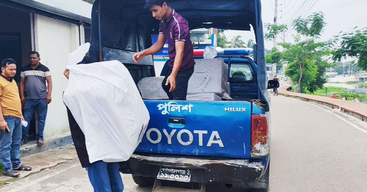 গোপালগঞ্জে ৭১ হাজার পিস নকল সিগারেট জব্দ
