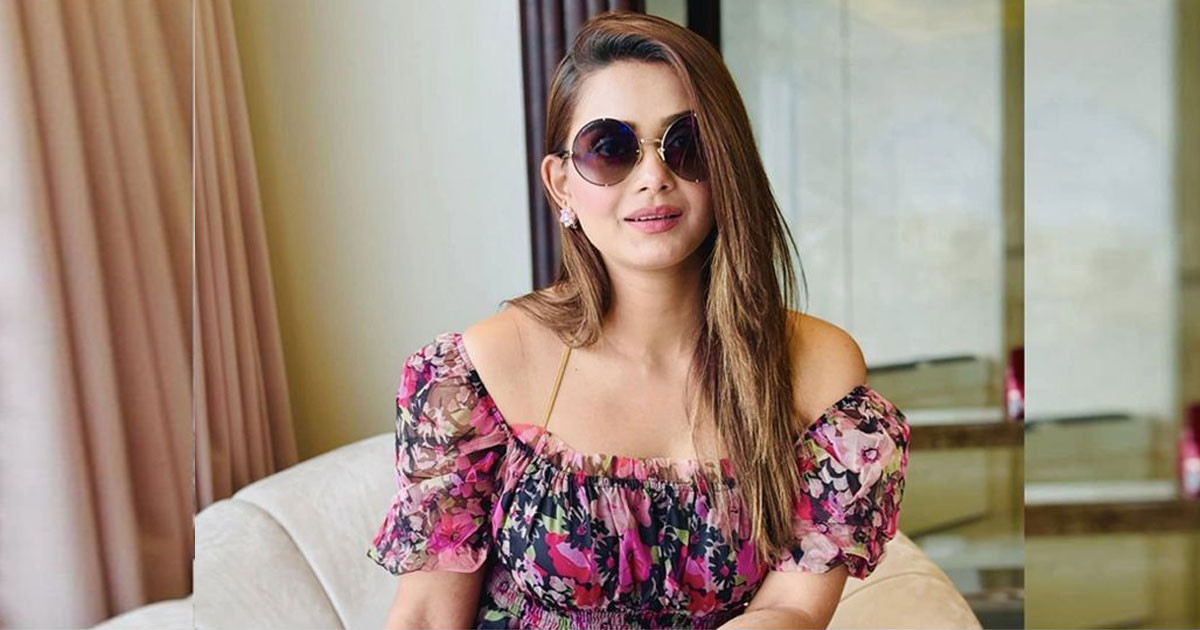 তানজিন তিশাকে আদালতে হাজির হওয়ার নির্দেশ