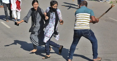 গণঅভ্যুত্থানের দিনলিপি: ১৫ জুলাই—ছাত্রীসহ শত শত আন্দোলনকারীর ওপর ছাত্রলীগের সশস্ত্র হামলা, প্রতিবাদে গর্জে ওঠে সারাদেশ