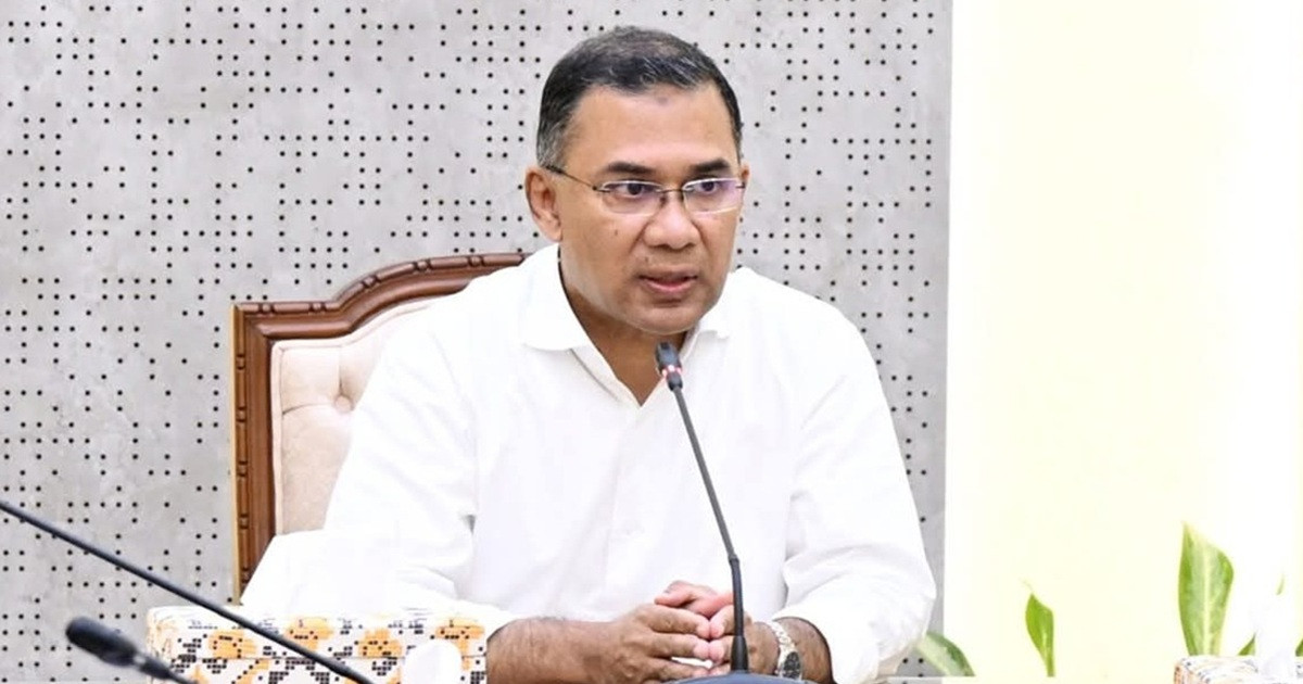 ঢাকার আরো ৫০ পয়েন্টে অটোমেটিক ট্রাফিক লাইট দ্রুত চালুর নির্দেশ প্রধানমন্ত্রীর