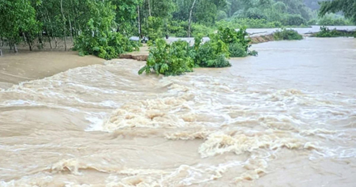 ৪৮ ঘণ্টার মধ্যে বন্যার শঙ্কা ১০ জেলায়