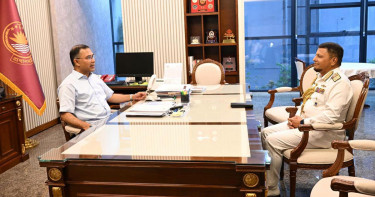 প্রধানমন্ত্রীর সঙ্গে বিদায়ী নৌবাহিনী প্রধানের সাক্ষাৎ