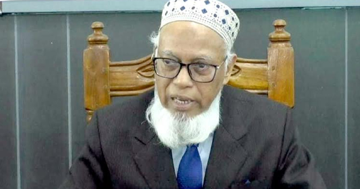 জামায়াত থেকে বহিষ্কৃত এমপির বিষয়ে সংসদের রেফারেন্স পেলেই ব্যবস্থা: ইসি