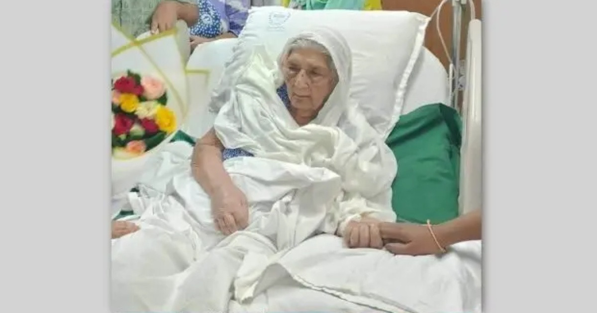 বরেণ্য নাট্যকার মামুনুর রশীদের মা আর নেই