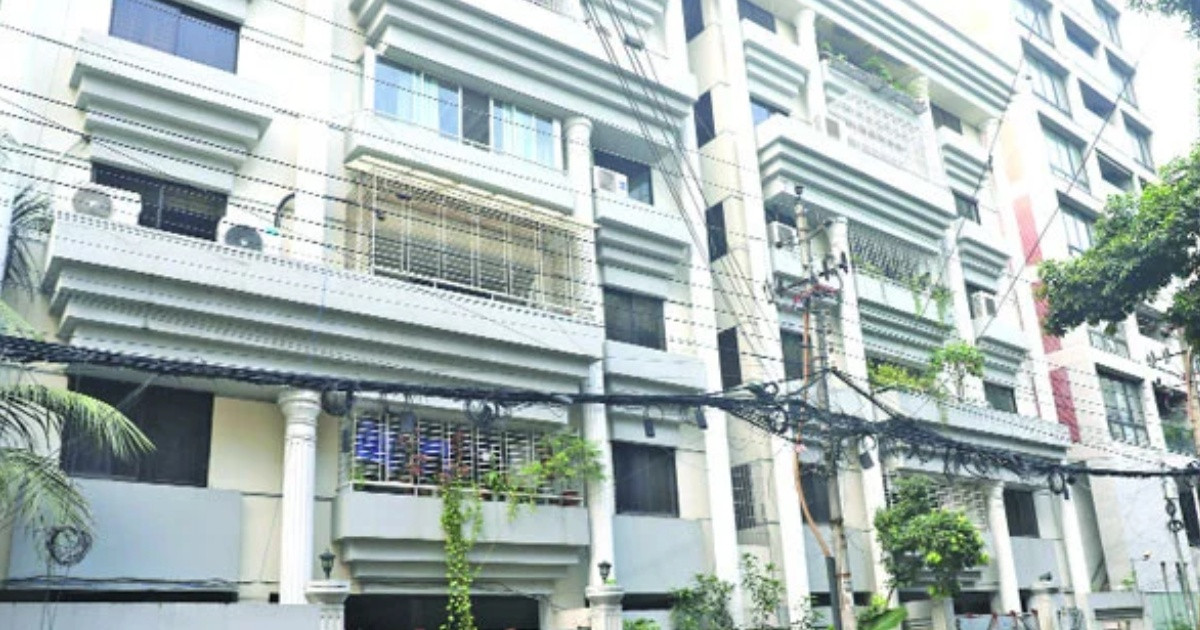 অপেক্ষায় গুলশানের ৫০২ নম্বর ফ্ল্যাট