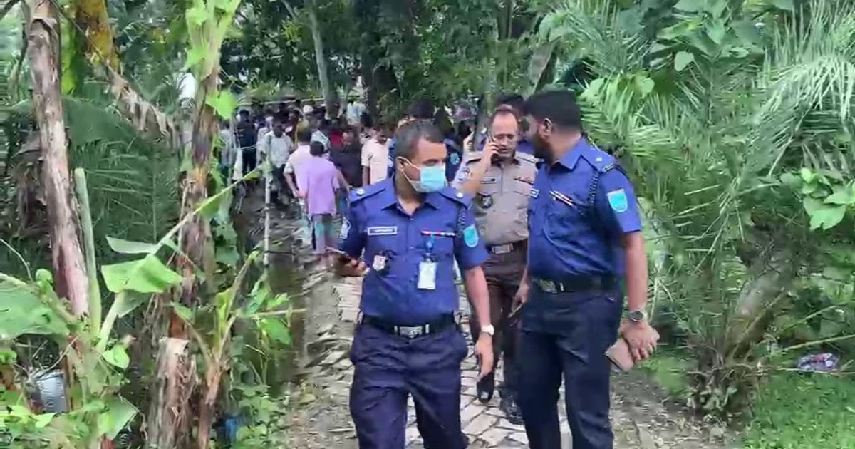 পুকুরে মিলল পুলিশ কর্মকর্তার মরদেহ